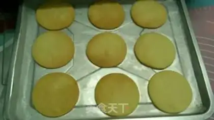 Make Baby-face cookies step 9