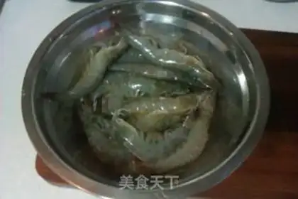 Make Garlic shrimp step 1