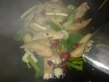 Make Seafood dry pot step 10