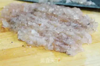 Make Potato mashed shrimp balls step 1