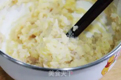 Make Potato mashed shrimp balls step 3