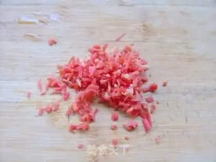 Make Onion-nutrient eggcake step 2
