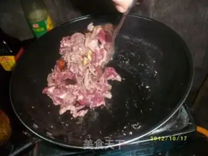 Make Garlic beef step 1
