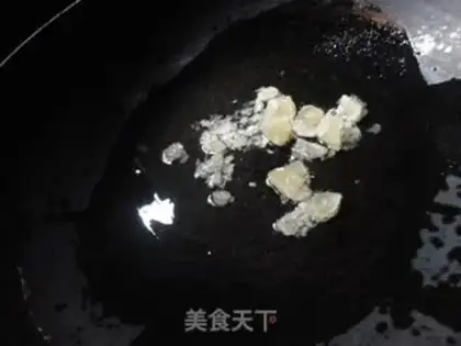 Make Soy sauce, pig hoof step 3