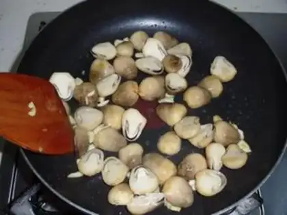 Make Pelican mushrooms step 3