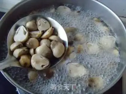 Make Pelican mushrooms step 1
