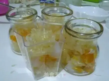 Make Fresh yogurt mousse step 3