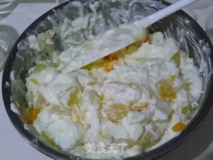 Make Fresh yogurt mousse step 8