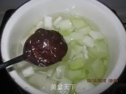 Make Korean tofu soup step 1