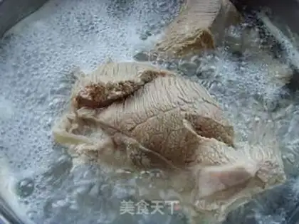 Make Spicy beef step 1