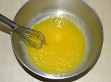 Make A mid-air banana chime step 2