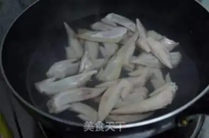 Make Beer chicken wings step 1