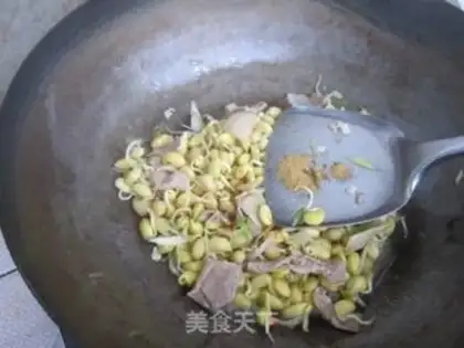 Make Bean sprouts step 5