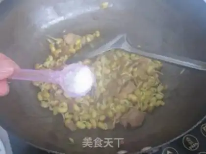 Make Bean sprouts step 7