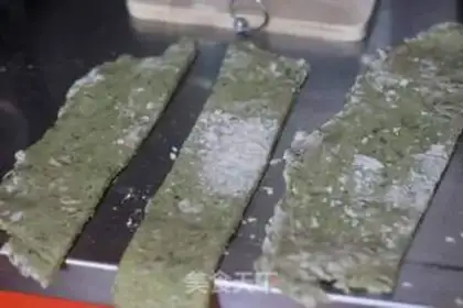 Make Green noodles step 2