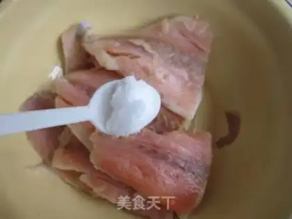 Make Fried salmon step 1