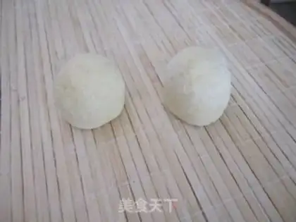 Make Yellow-faced buns step 5