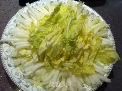 Make Garlic fan dolls step 0