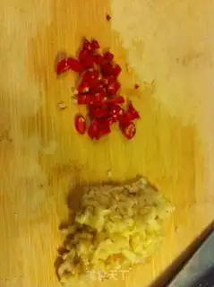 Make Garlic fan dolls step 4