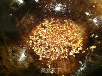Make Garlic fan dolls step 6