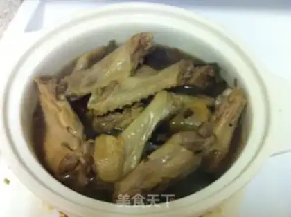 Make Red duck wings step 2