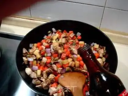 Make Fried carrot sauce step 1