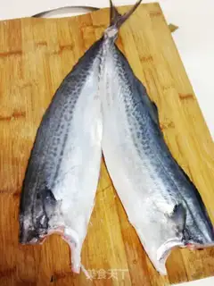 Make The hand tore the fish step 1