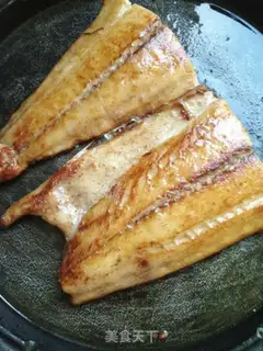Make The hand tore the fish step 6