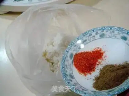 Make Spicy pot step 0