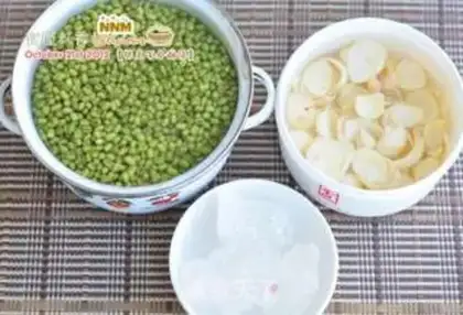 Make Green bean lilies step 0