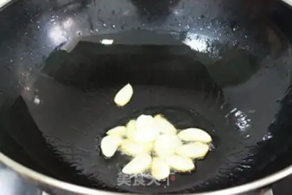 Make Chests and sausages step 3