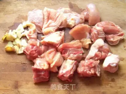 Make Crumbs and chicken legs step 0