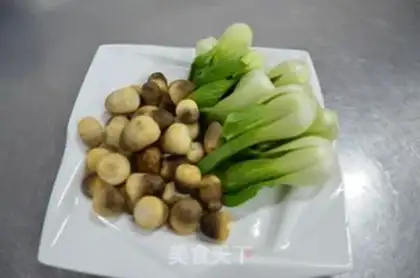 Make Pelican mushrooms step 0