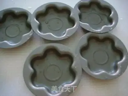 Make Zhuiyang crystal daisies step 2