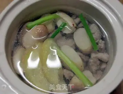 Make Pineapple seed pickles bone soup step 4