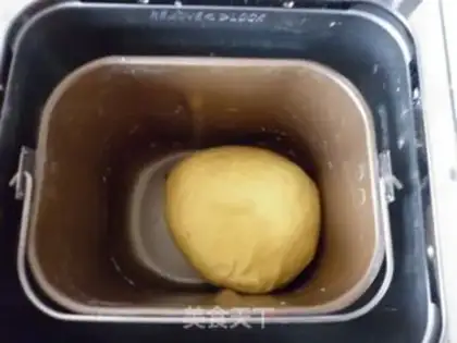 Make Pumpkin rolls step 2