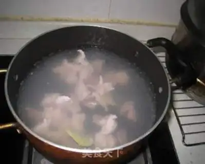 Make Scrawny gravy soup step 3