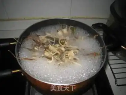 Make Scrawny gravy soup step 4