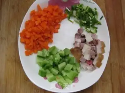 Make Egg-covered rice step 1