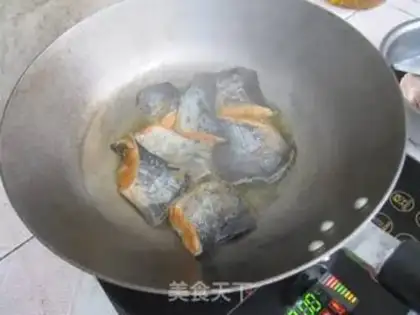 Make Fried fish tail step 3