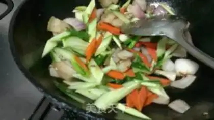 Make Come back to the pot step 4