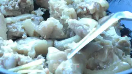 Make White fruit burning pigs