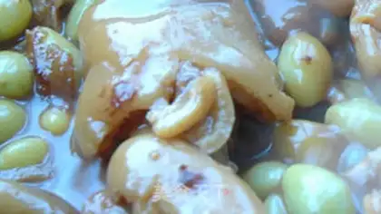 Make White fruit burning pigs