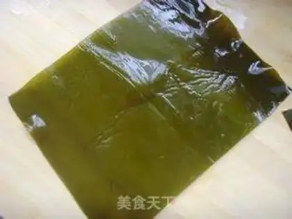 Make Sea belt egg rolls step 1