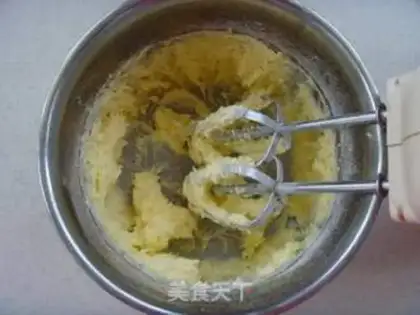 Make Gold coconut ball step 1