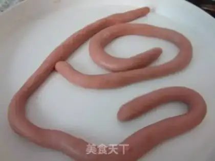 Make Sausage rolls step 2