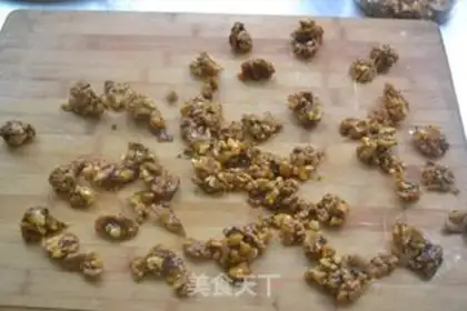 Make Amber walnuts step 5