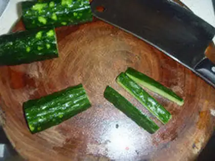 Make Cucumbers with sugar acetate step 1