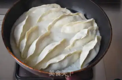 Make Cream pan sticker step 7