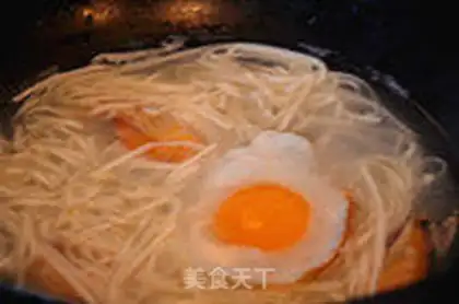 Make Homemade egg noodles step 4